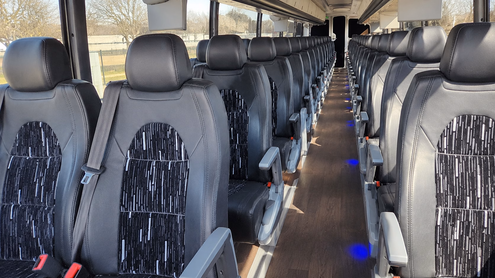 compare bus rentals in mobile with one online quote