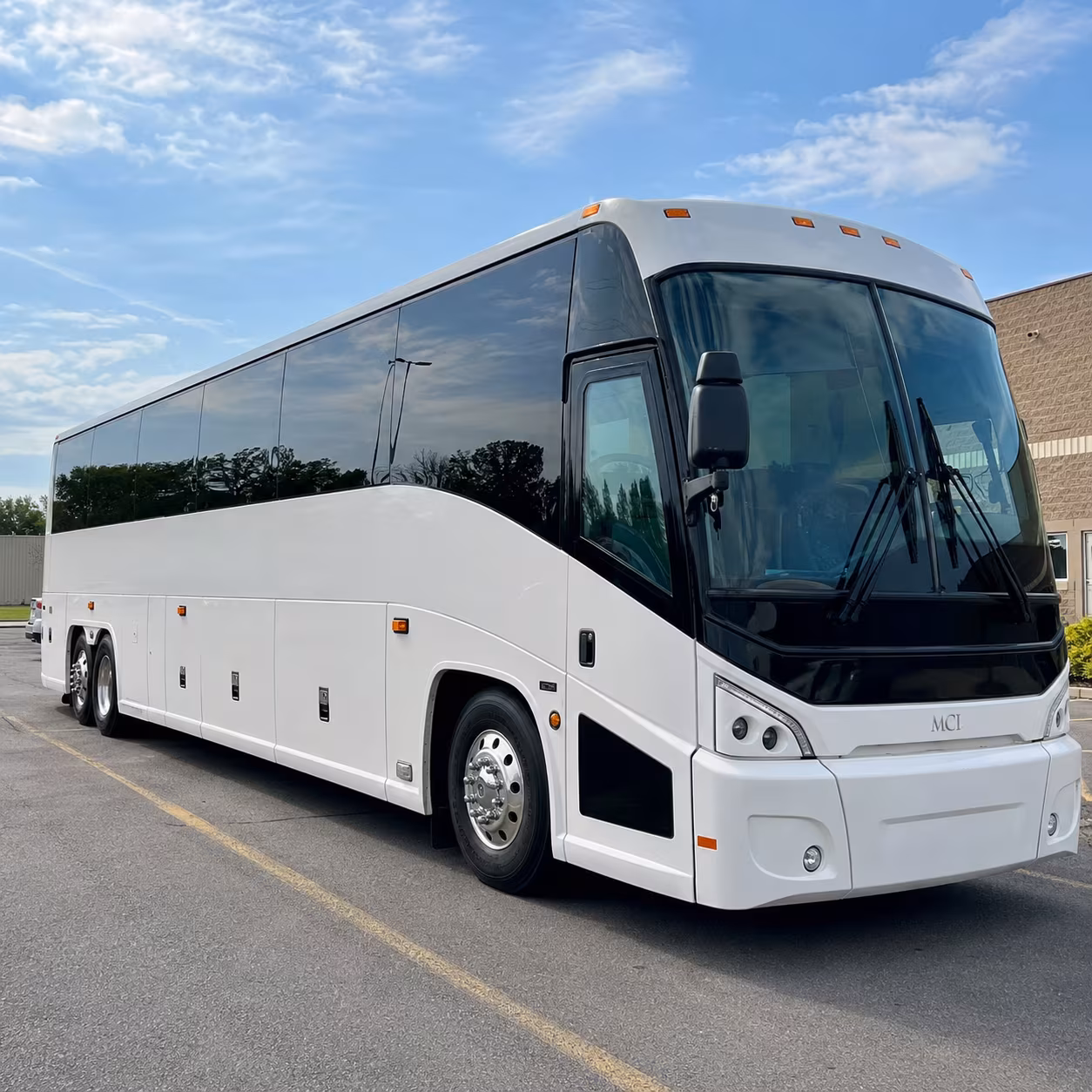 concert buses to the wharf amphitheater in orange beach