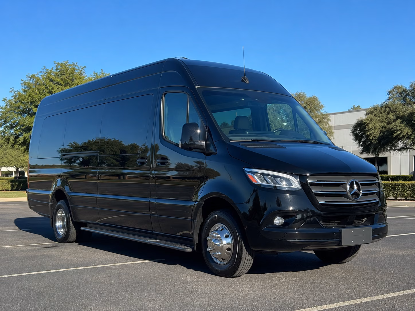 mobile employee transportation onboard seating